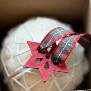 Red Star - Macgregor Southdown Wool Bauble